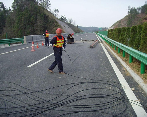 岳阳标志标线信号灯厂家